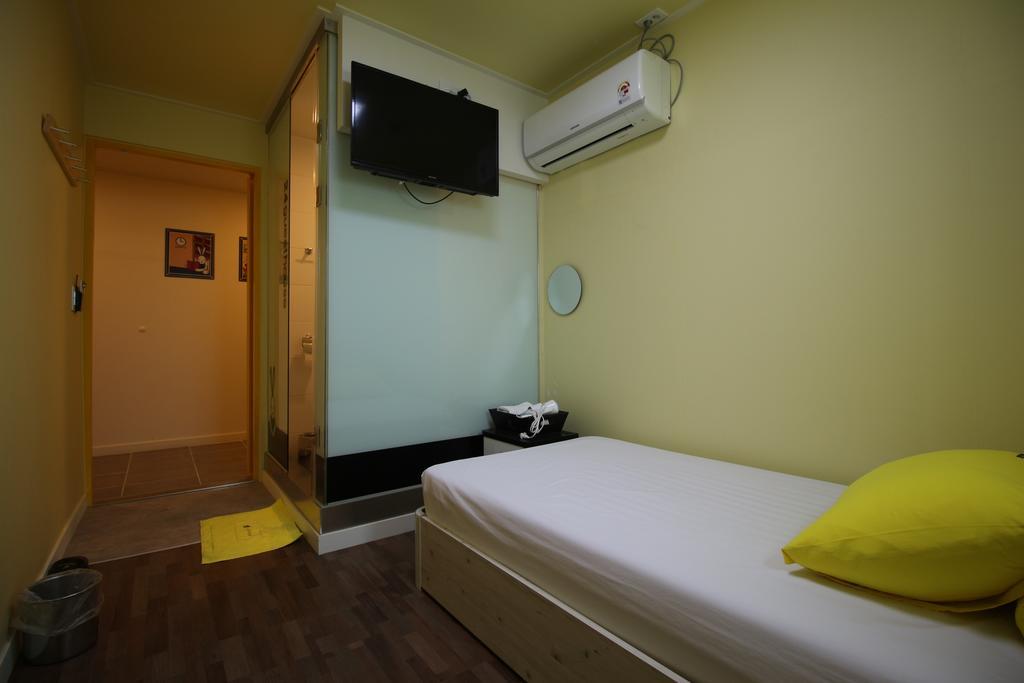 24 Guesthouse Sinchon Avenue Seul Dış mekan fotoğraf